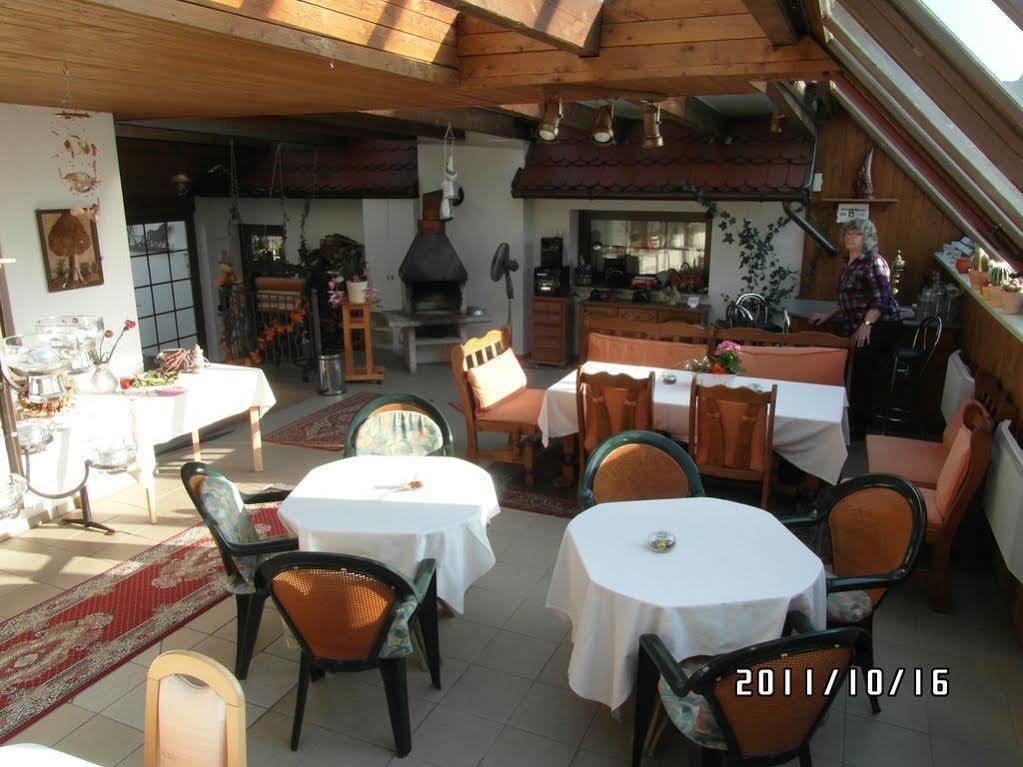 Pension Deichgraf Миддельхаген Экстерьер фото